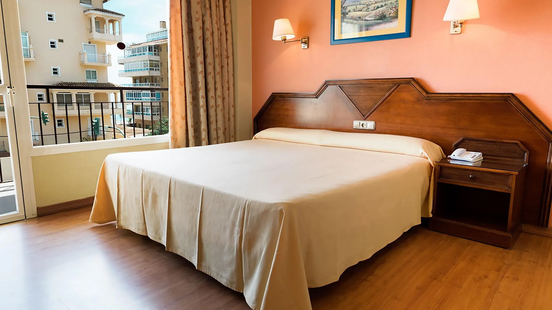 Hotel Monarque Cendrillon Fuengirola 3*,