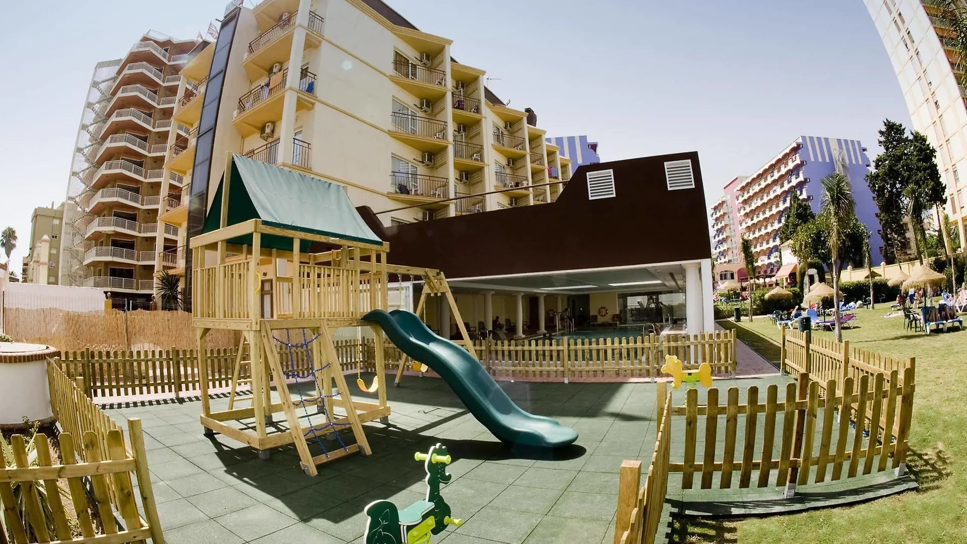 Hotel Monarque Cendrillon Fuengirola 3*,  Spain
